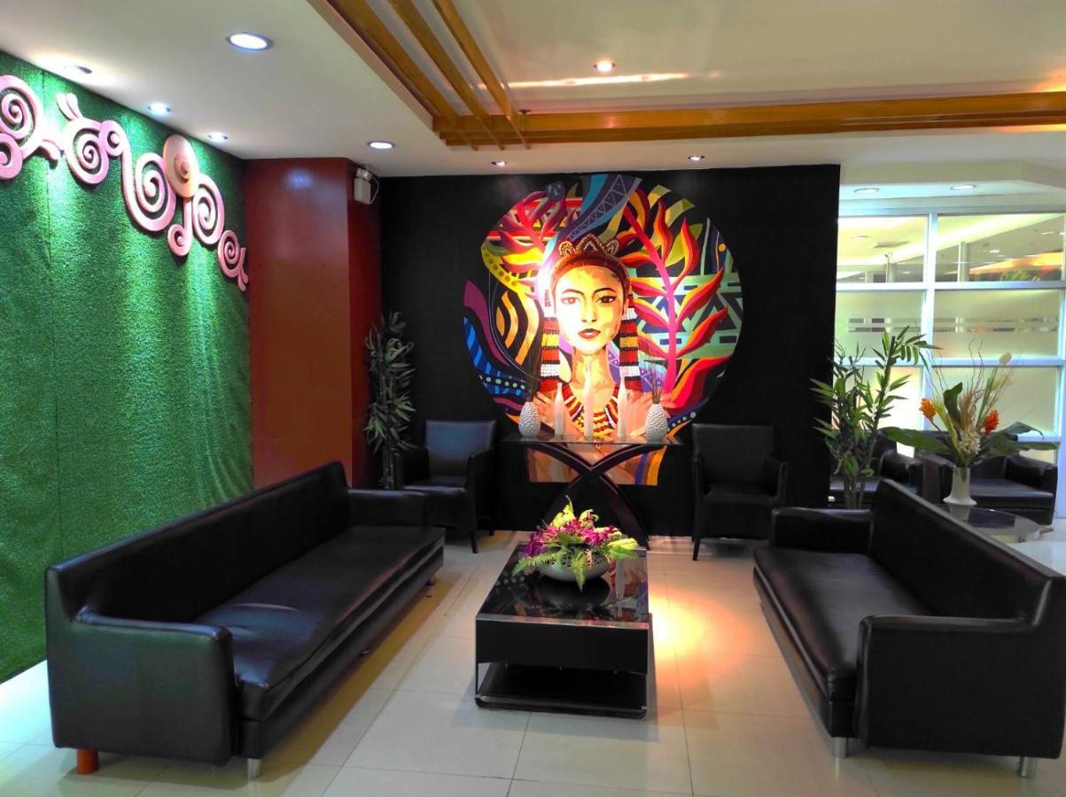 Greenwindows Hotel Davao Exterior foto